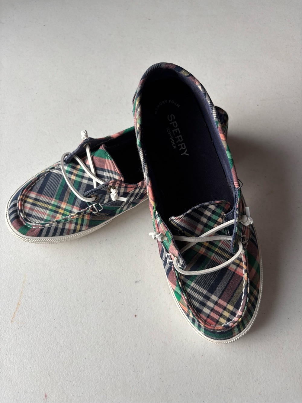 Sperry Lounge Away Plaid Canvas Slip On Boat Shoes 9.5